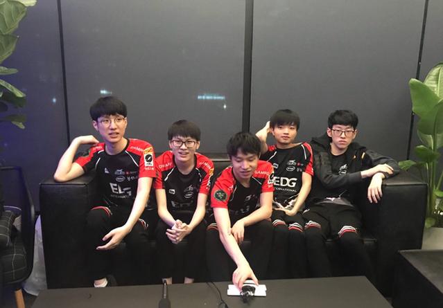 Nongshim RedForce 将 KT Rolster Rolster 淘汰出 LCK Cup 2025