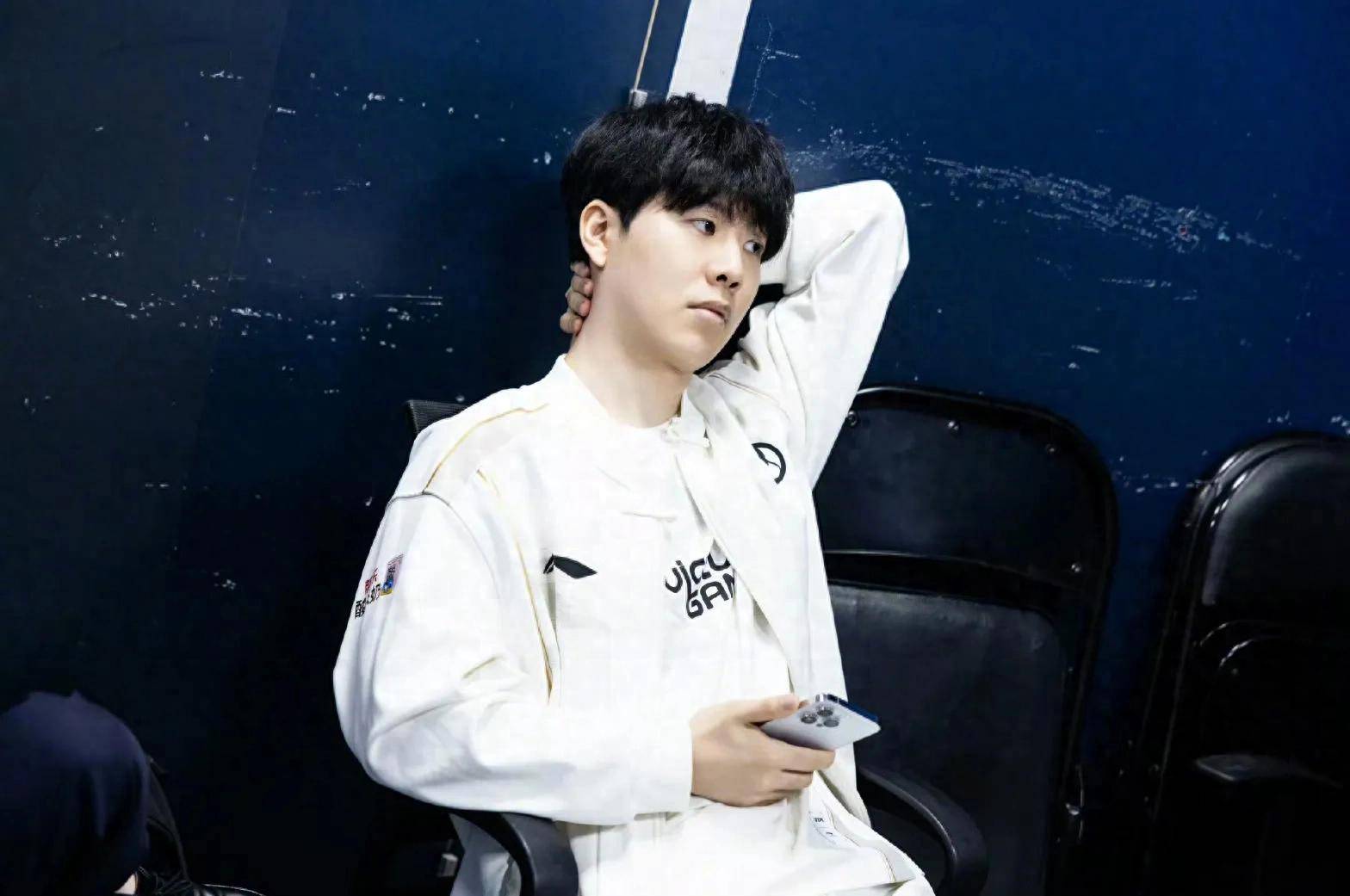 独家采访 ENCE .SDY： ＂我们在教练和队长之间存在协同问题＂